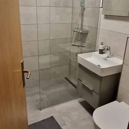 In Zentraler Lage Und Kurparknähe Apartment